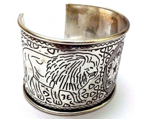 THE LION Silver Oxidized Cuff Bracelet Charm Wristlet Wrist Band Bangle Jewelry